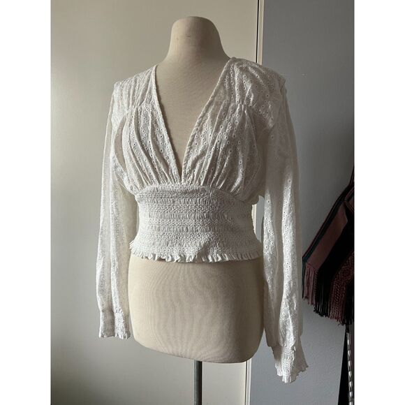 O Vianca White Eyelet Cropped top size Large - Picture 1 of 7